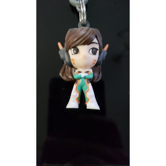 Overwatch D VA Series 2 Backpack Hanger Keychain Blizzard Blizzcon 2018 - Picture 4 of 6